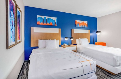 Katy Hotel | La Quinta Inn & Suites by Wyndham Katy