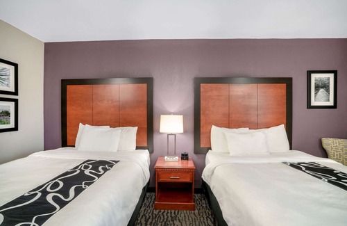 Powell Hotel | La Quinta Inn & Suites by Wyndham Knoxville North I-75