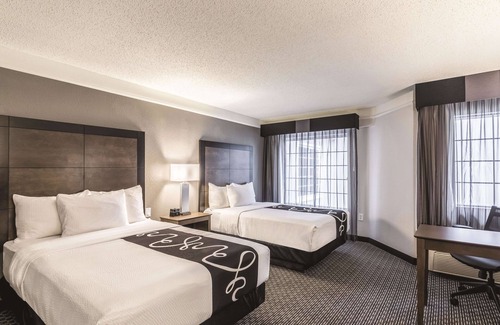 North Burnet Hotel | La Quinta Inn & Suites by Wyndham Austin Near The Domain