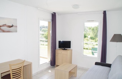 Bagnols-sur-Ceze Apartamento | La Résidence Des Oliviers