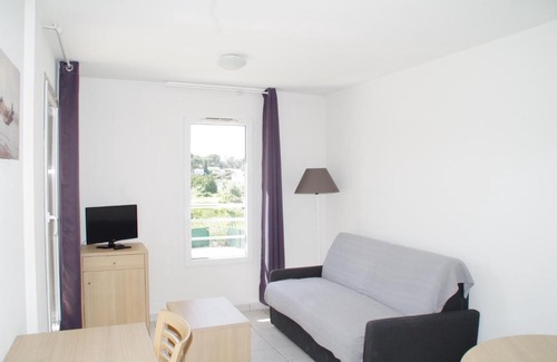 Bagnols-sur-Ceze Apartamento | La Résidence Des Oliviers