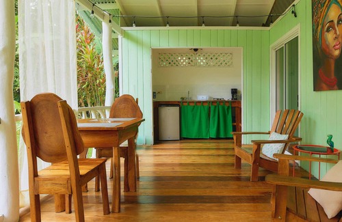 Cahuita Cabina | La Rana de Cahuita