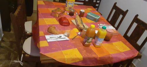 Ceret Cama Y Desayuno | La Re'Belle