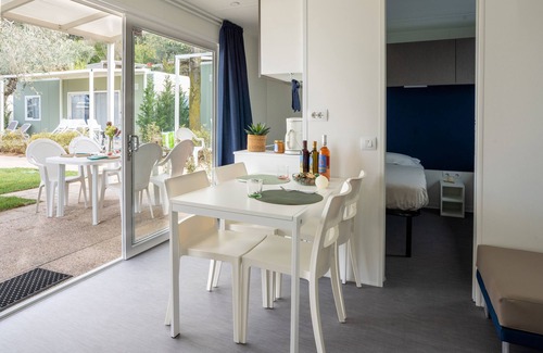 Bardolino Alquiler De RV | La Rocca Camping Village