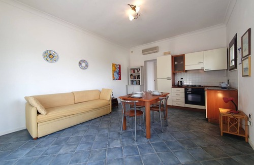 Plemmirio Apartamento | La Rosa by Interhome