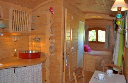 Mazan Casa | La roulotte Chic et Boheme