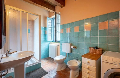Cossano Belbo Casa | Casa de vacaciones La Rovere en Cossano Belbo - 16 personas, 7 dormitorios