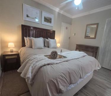 Rustenburg Casa | La'Ruach Guesthouse