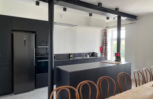 Frasnes-lez-Gosselies Casa | La ruche - maison de 10 à 15 personnes - La Ferme du Try