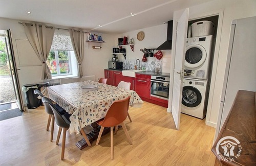 Brusvily Casa | La Salamandre du taï