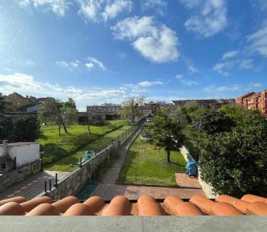 Aviles Apartamento | La Santina y su Balcón