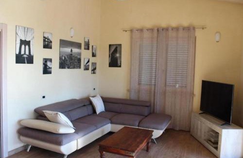 Corsanico Casa | La Sassaiola by Nicola Real Estate