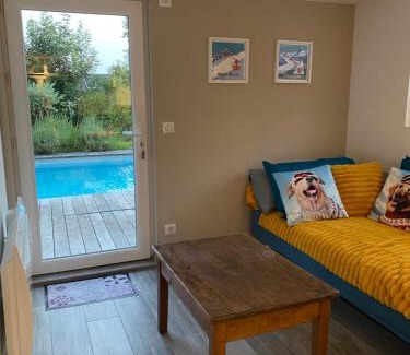 Annecy-le-Vieux Cama Y Desayuno | La Savoyarde, Chambre d'hôtes