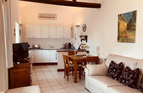 Le Dorat Casa | La Sellerie at No 17