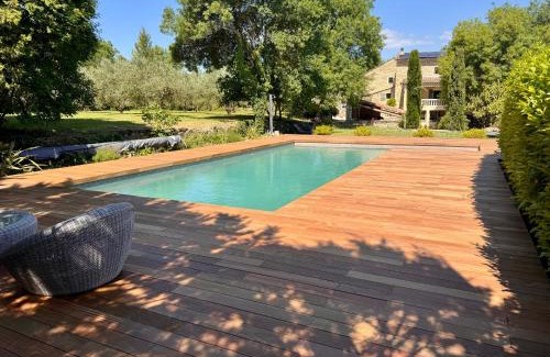 Mejannes-les-Ales Cama Y Desayuno | La Serre des Mourgues