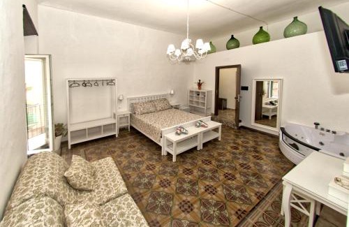 Isola del Borgo Antico Casa | La Serva Padrona