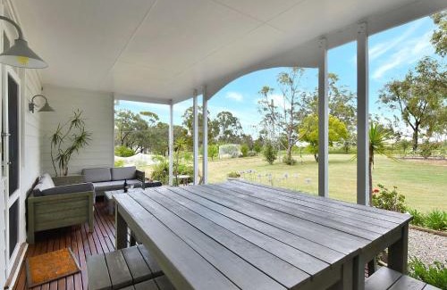 Pokolbin Casa | La Sila Homestead on Marrowbone