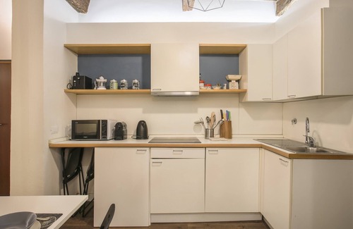 Sant' Ambrogio Apartamento | La Sinagoga Suite-hosted by Sweetstay