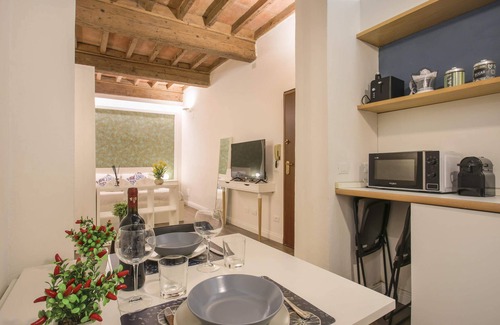 Sant' Ambrogio Apartamento | La Sinagoga Suite-hosted by Sweetstay