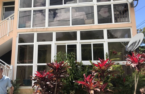 Saint-Claude Apartamento | La soufrière f4 amueblado, wifi tv