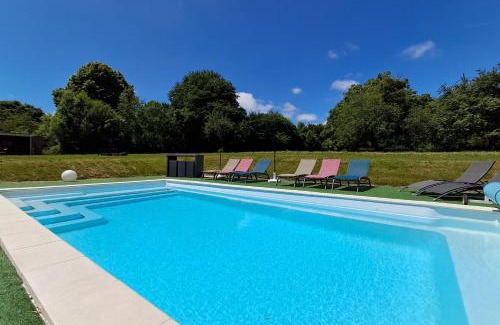 Eguzon-Chantome Casa | La source - Bungalow avec terrasse à Eguzon