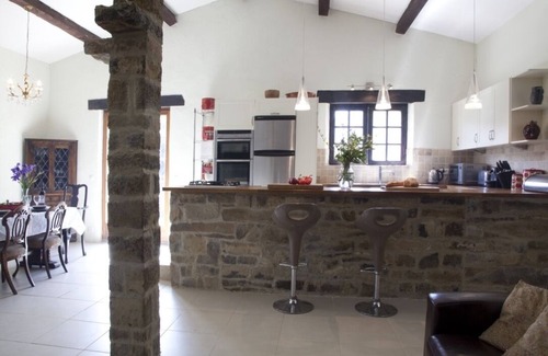 Mayronnes Casa | LA SOURCE, CASA CON PISCINA CALENTADA DE AGUA SALADA CERCA DE LAGRASSE, PARA DORMIR 9