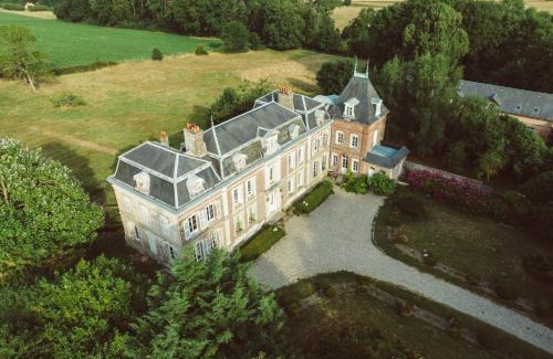 Quesnoy-le-Montant Apartamento | La Souveraine - Cottage - Château Le Bas Bleu
