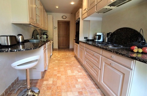 Saint-Genis-Laval Apartamento | La Souveraine - SAINT-GENIS-LAVAL