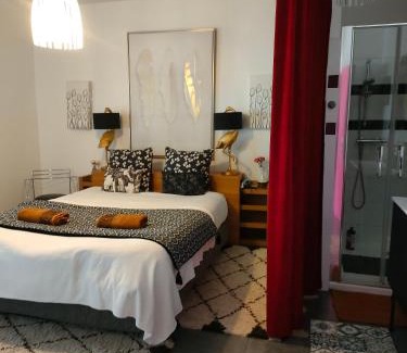 Guingamp Cama Y Desayuno | La Suite 27, proche gare et centre ville