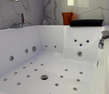Naples Apartamento | La suite del bosco