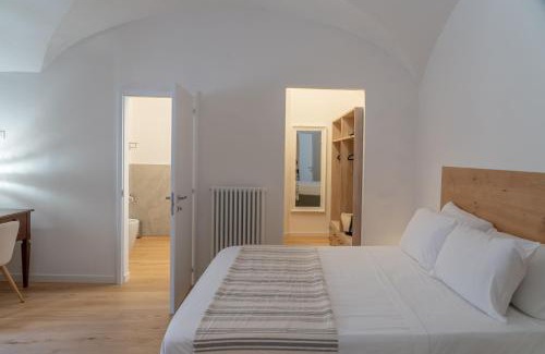 Old Town Apartamento | La Suite dell'Arco - Modern one bedroom - ItalyWeGo