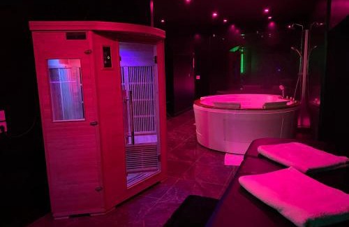 Riom Apartamento | La Suite Marylin, Loft de 90m2 avec Sauna et Jacuzzi