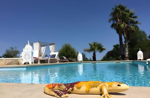 Saint-Nazaire Apartamento | 'La Suite' con piscina compartida, Wi-Fi y aire acondicionado