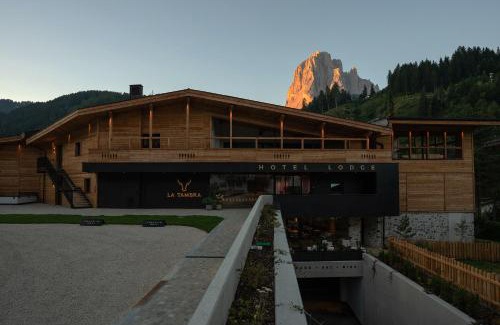Santa Cristina Val Gardena Hotel | La Tambra - Hotel Lodge