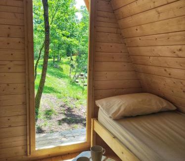 San Terenzo Monti Otro | La Tana nel bosco di Casa Amilton
