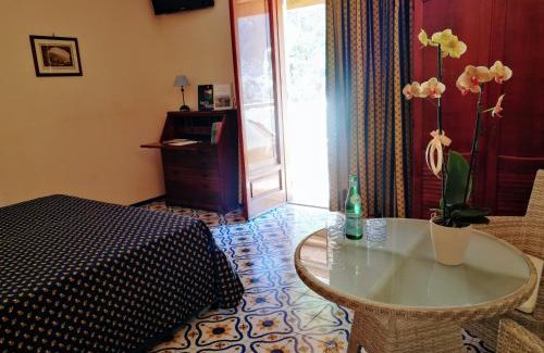 Laurito Casa | La Taverna del Leone