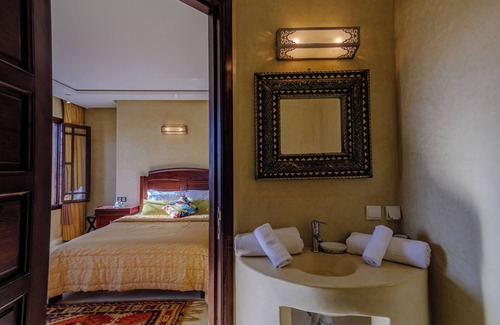 Ait Zat Casa | La Terra Rosa