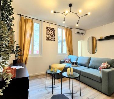 Nimes City Centre Apartamento | La Terrasse Nîmoise - heart of town - air conditioning