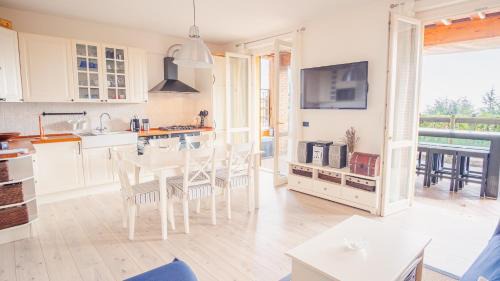 Polpenazze del Garda Apartamento | La Terrazza sul Lago - Italian Homing