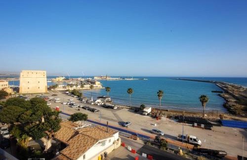 Porto Empedocle Apartamento | La Terrazza sul Faro