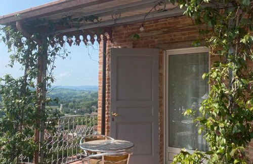 Montegrosso dʼAsti Apartamento | La terrazza sul Monferrato