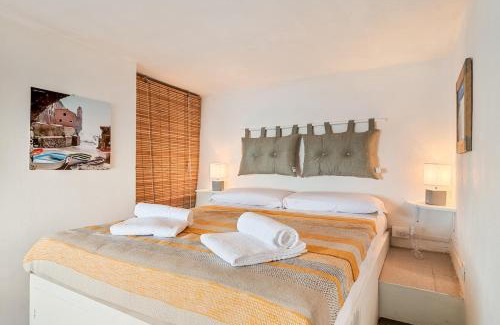 Pugliola Apartamento | La terrazza sul mare Private parking AC Big terrace