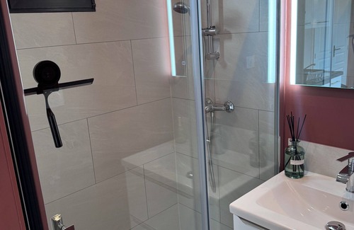 Loches Chalet De Esquí | La tiny T Loches, close to Beauval Zoo and the Châteaux.