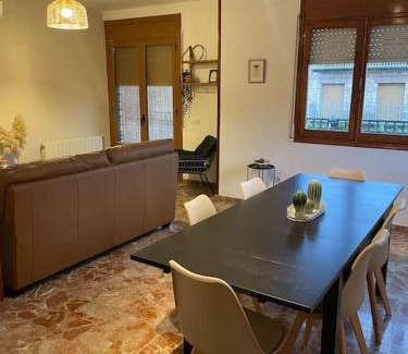 Vimbodi Chalet De Esquí | La Tofonera, alojamiento rural
