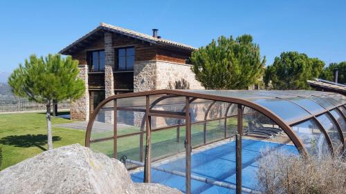 Cardona Casa | La Torre Blanca