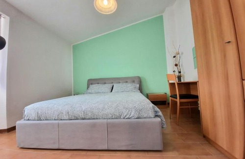 San Carlo Terme Casa | La Torretta delle Apuane