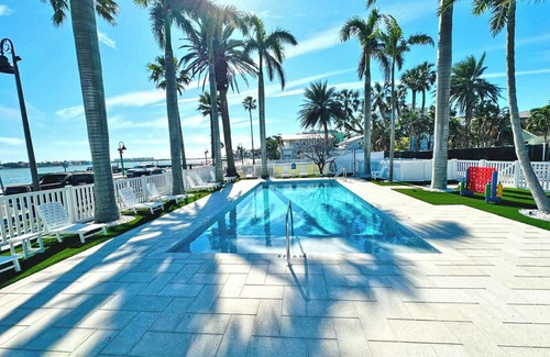 Pass-a-Grille Historic District Apartamento | La Tortuga Historic Downtown Pass A Grille St Pete Beach 3