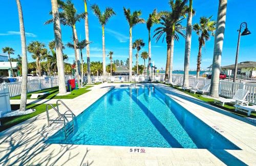 Pass-a-Grille Historic District Apartamento | La Tortuga Historic Pass A Grille St Pete Beach 14