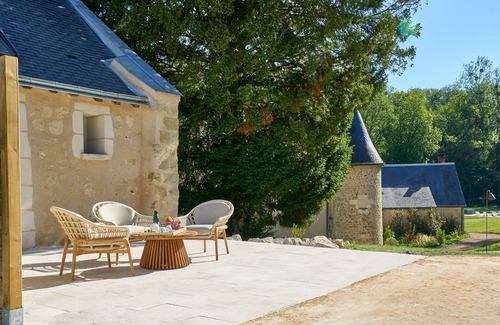 Ballan-Mire Casa | La Tourelle at the Commanderie de Ballan