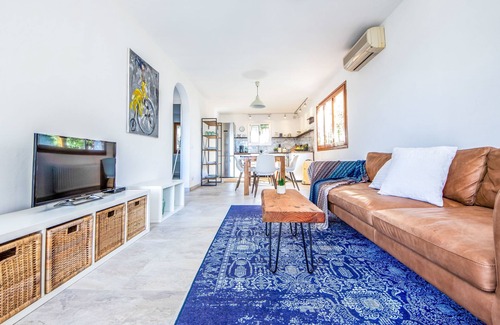 Creixell Casa | La Unica by Interhome